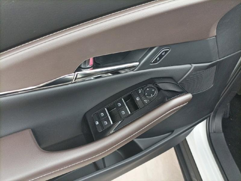 mazda - Visuel 14